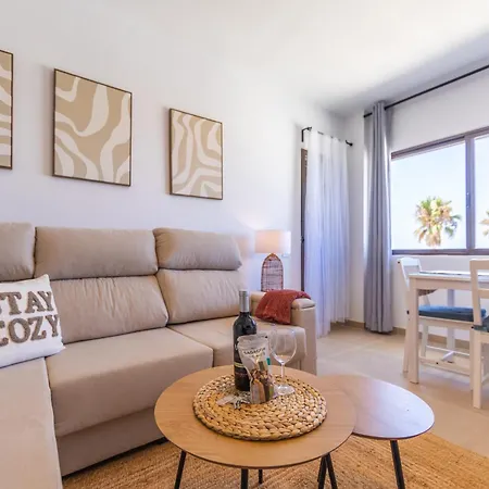 Beach, Pool & Balcony - Simplytarifa