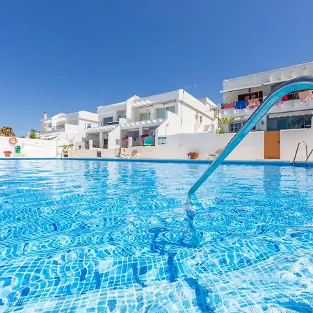Beach, Pool & Balcony - Simplytarifa *